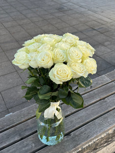 White Mondial Rose Bouquet